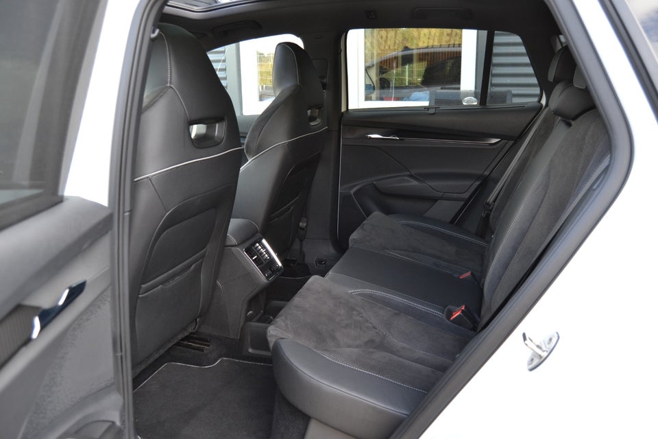 Skoda Enyaq 80 iV Sportline 5d