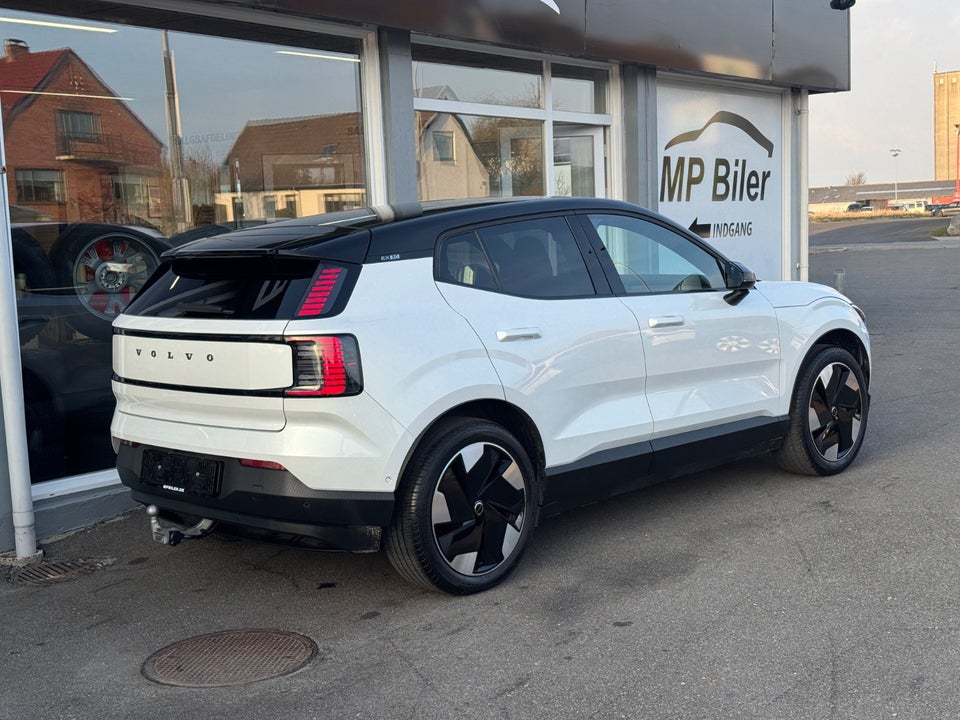 Volvo EX30 Extended Range Ultra 5d