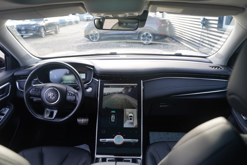 MG Marvel R Luxury 5d