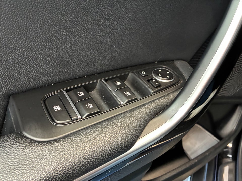 Kia XCeed 1,6 PHEV Prestige DCT 5d