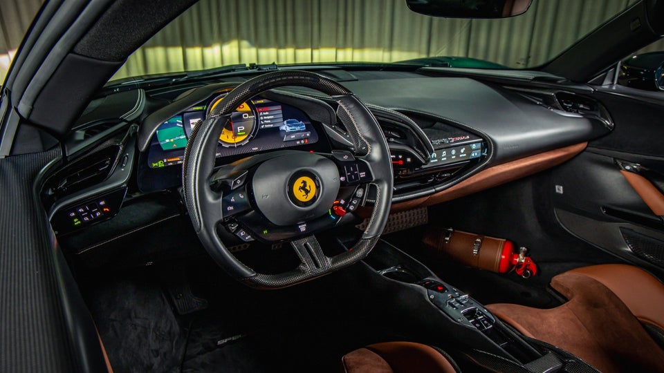 Ferrari SF90 Stradale 4,0 DCT 2d