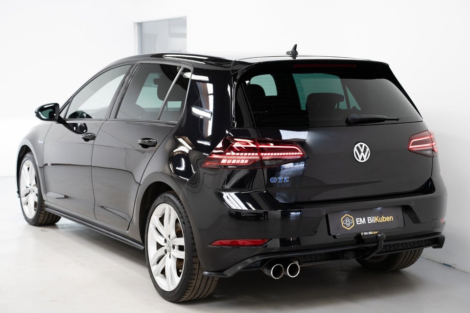 VW Golf VII 1,4 GTE DSG 5d