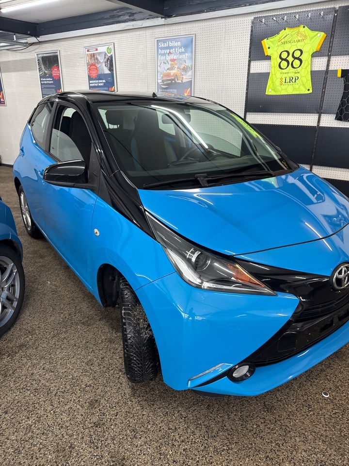 Toyota Aygo 1,0 VVT-i x-cite 5d