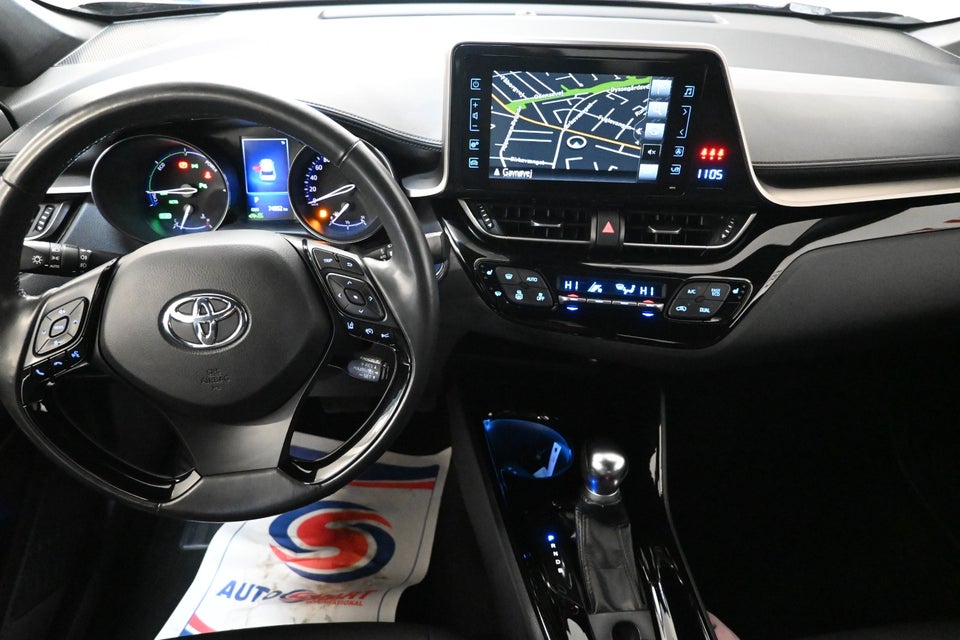 Toyota C-HR 1,8 Hybrid C-LUB Business CVT 5d