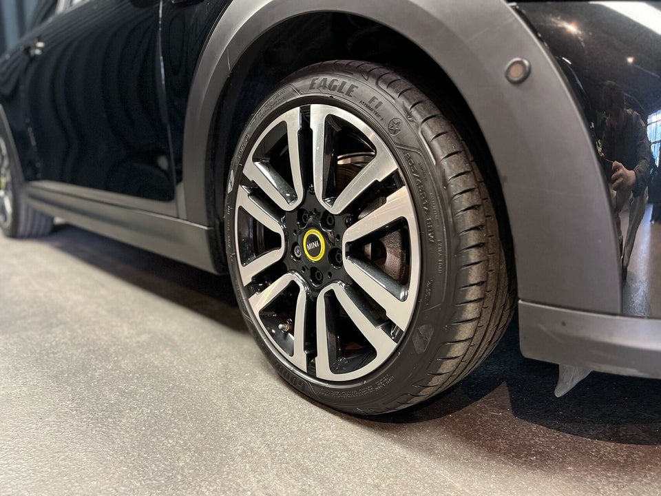 MINI Cooper SE Edition Premium Plus 3d