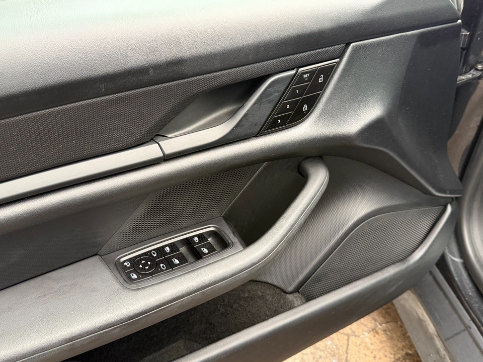 Porsche Taycan 4S Performance+ 4d