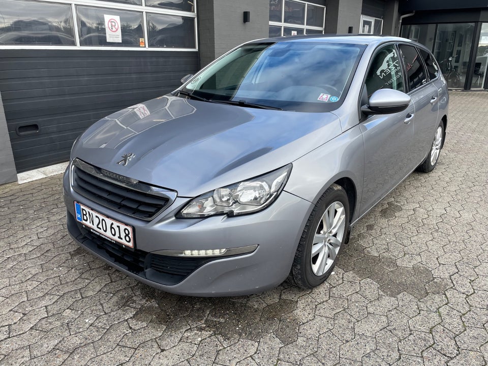 Peugeot 308 1,6 BlueHDi 120 Active 5d
