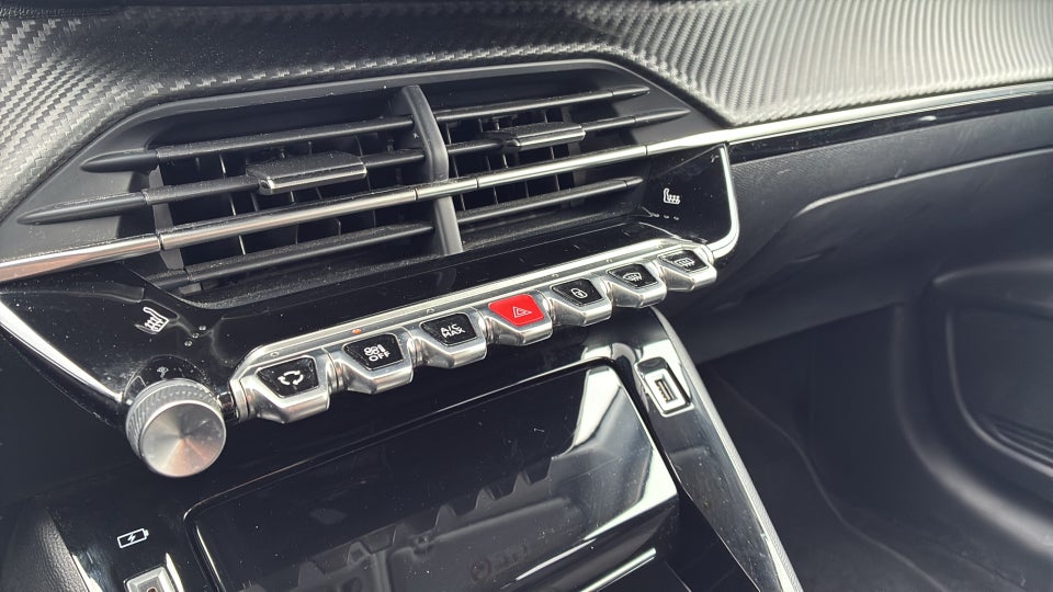 Peugeot 208 1,2 PureTech 100 Vision Sport EAT8 5d