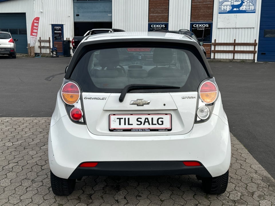 Chevrolet Spark 1,0 LE 5d