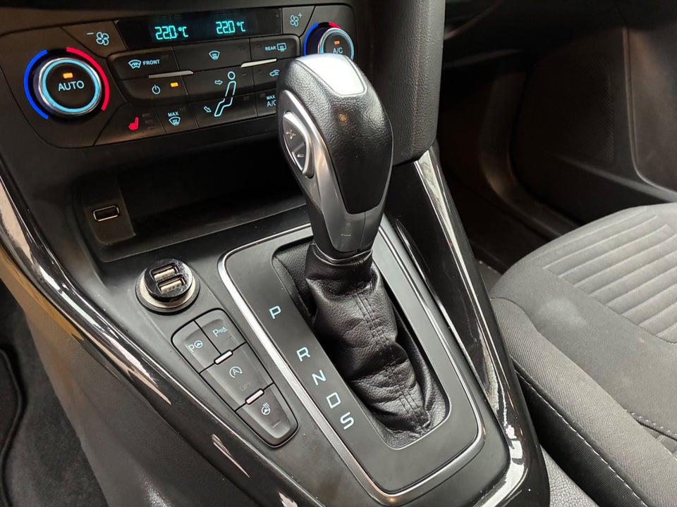 Ford Focus 1,0 EcoBoost Titanium stc. aut. 5d