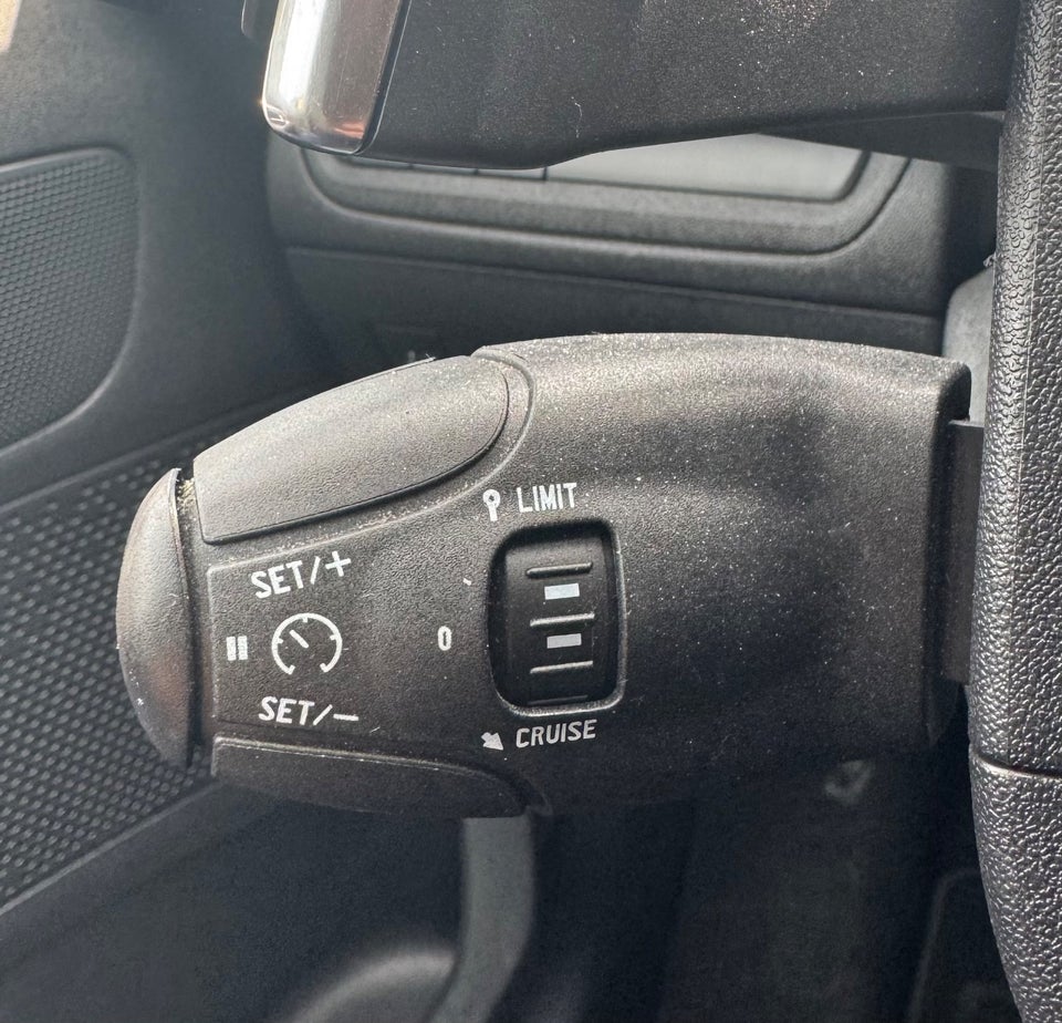 Peugeot 2008 1,2 e-VTi 82 Active ESG 5d