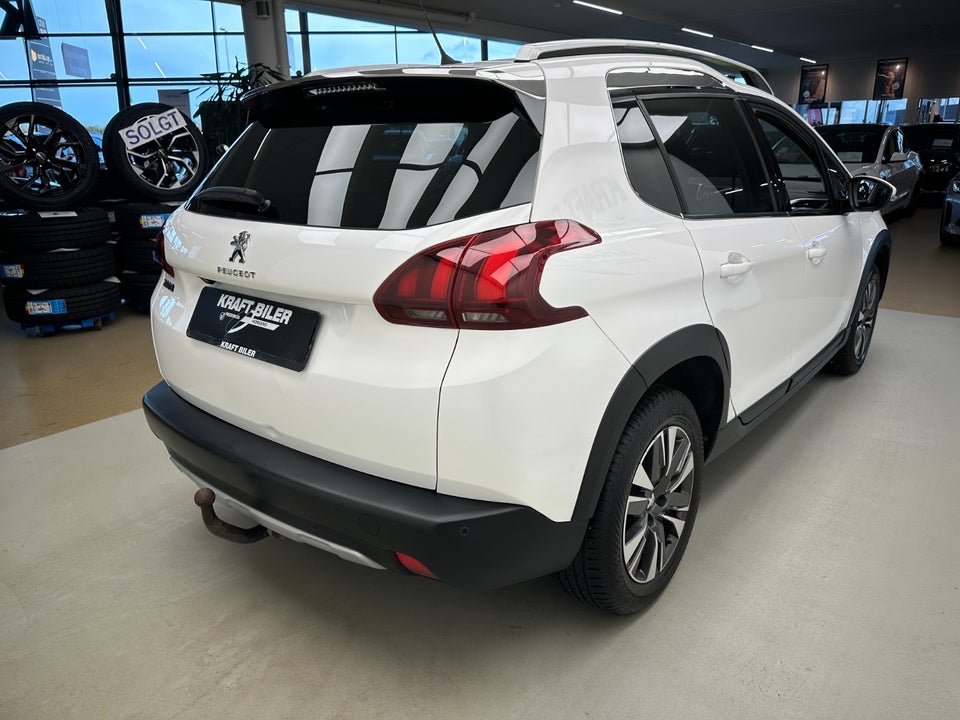 Peugeot 2008 1,2 PureTech 130 Allure+ 5d