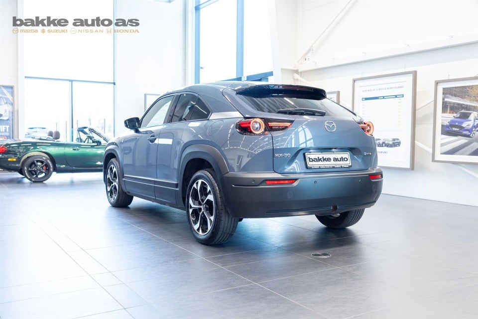 Mazda MX-30 0,8 e-SkyActiv R-EV Makoto 5d