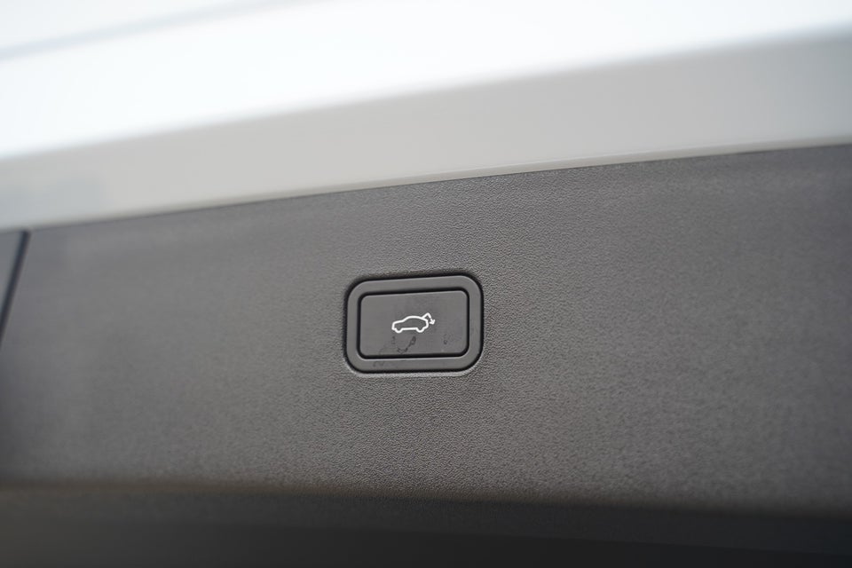 Volvo EX30 Twin Performance Ultra 5d