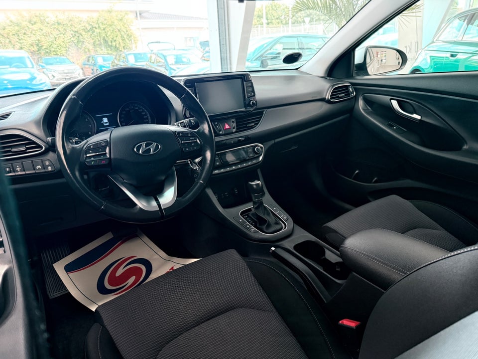 Hyundai i30 1,4 T-GDi Life Komfort DCT 5d