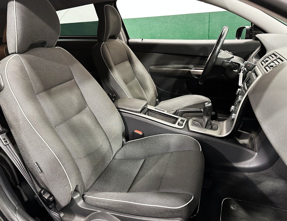 Volvo C30 1,6  3d