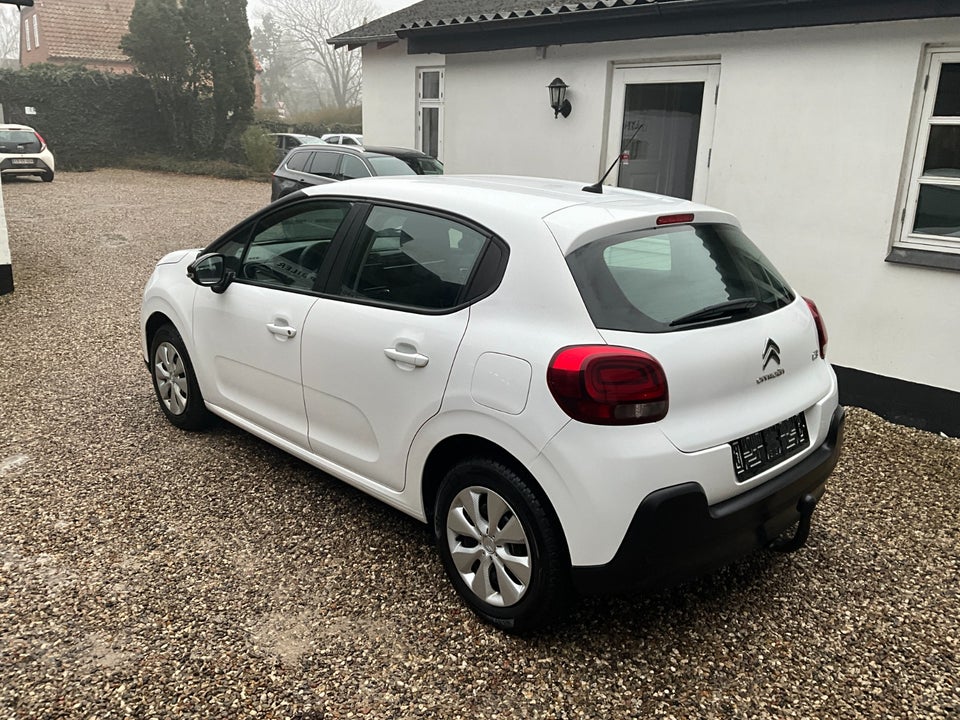 Citroën C3 1,6 BlueHDi 75 Iconic+ 5d