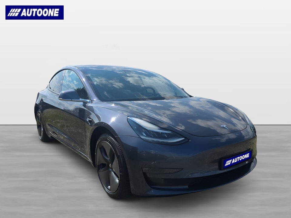 Tesla Model 3 Long Range AWD 4d