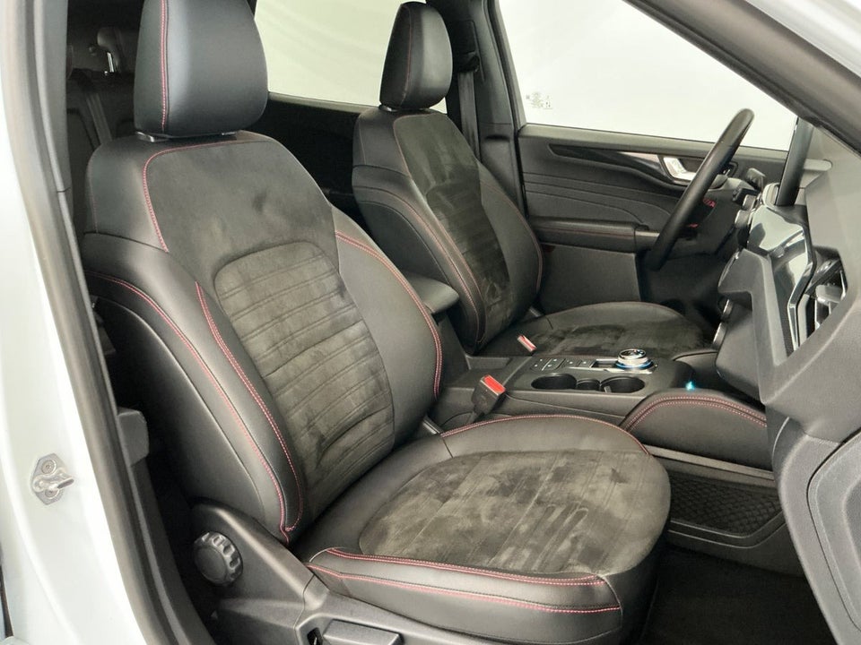 Ford Kuga 2,5 PHEV ST-Line CVT 5d