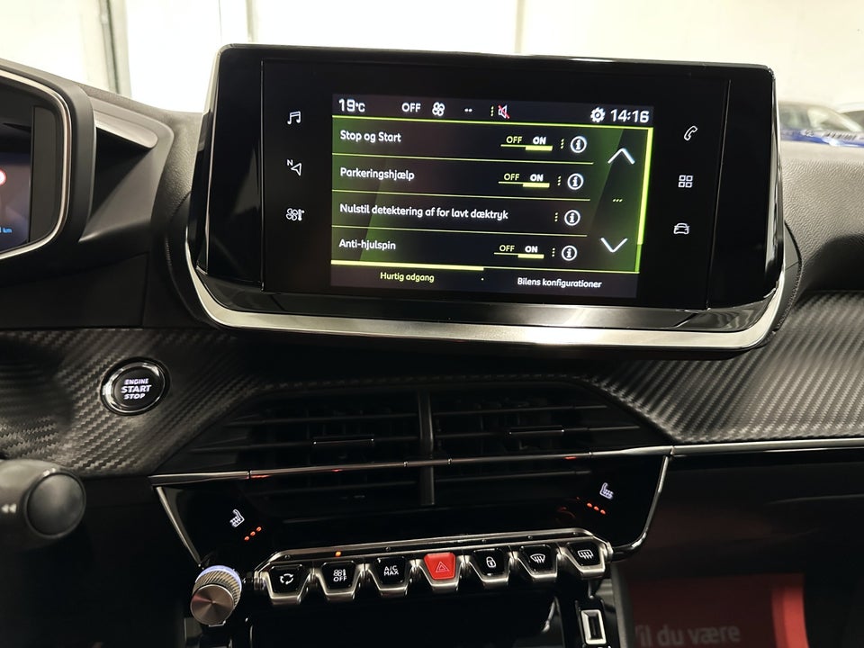 Peugeot 2008 1,5 BlueHDi 100 Allure 5d