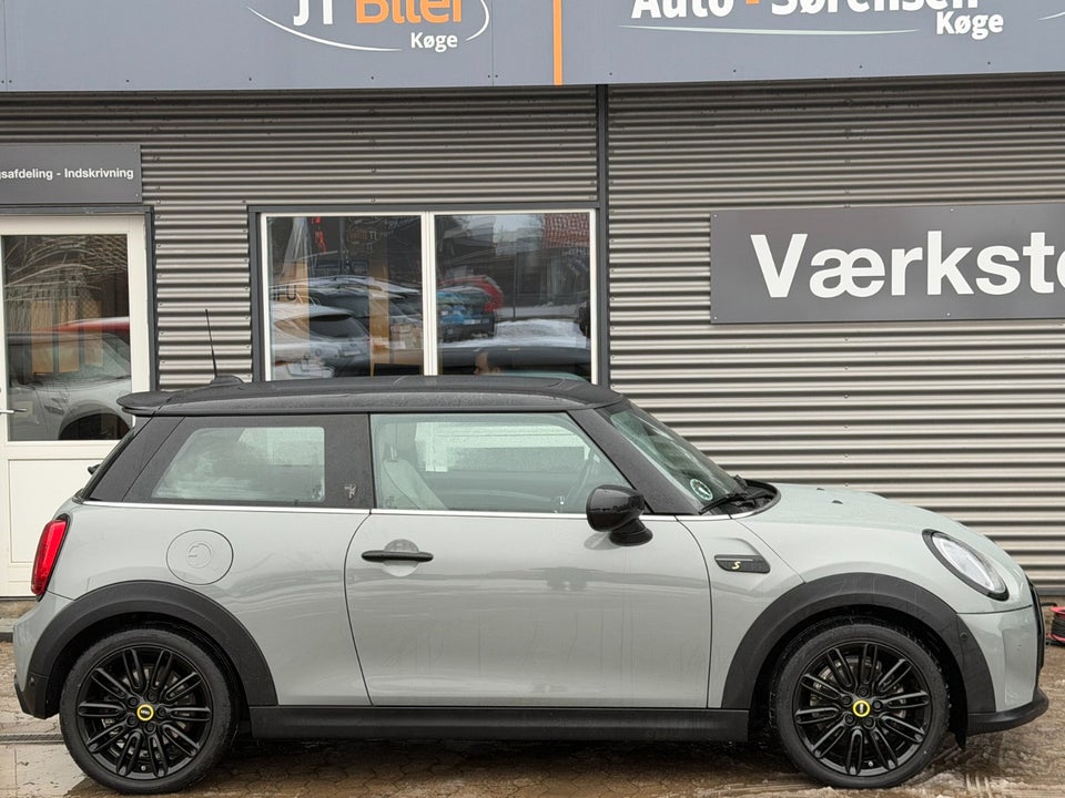 MINI Cooper SE Maximise 3d