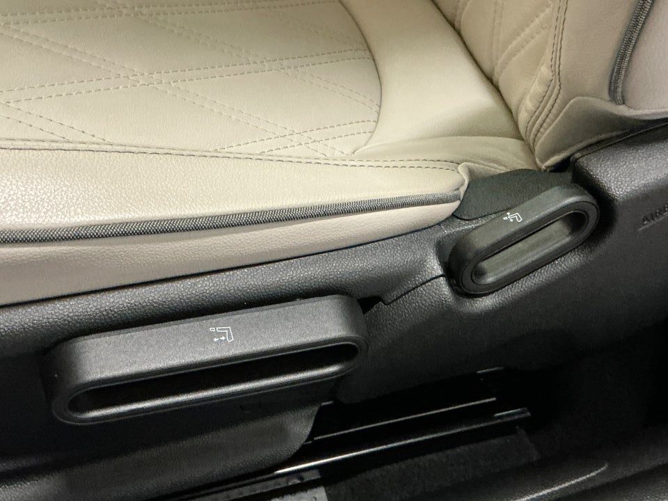 MINI Cooper SE Camden Edition 3d