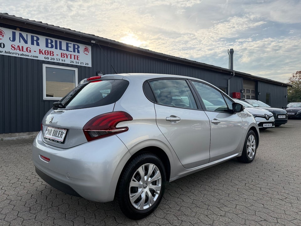 Peugeot 208 1,2 VTi 82 Active 5d