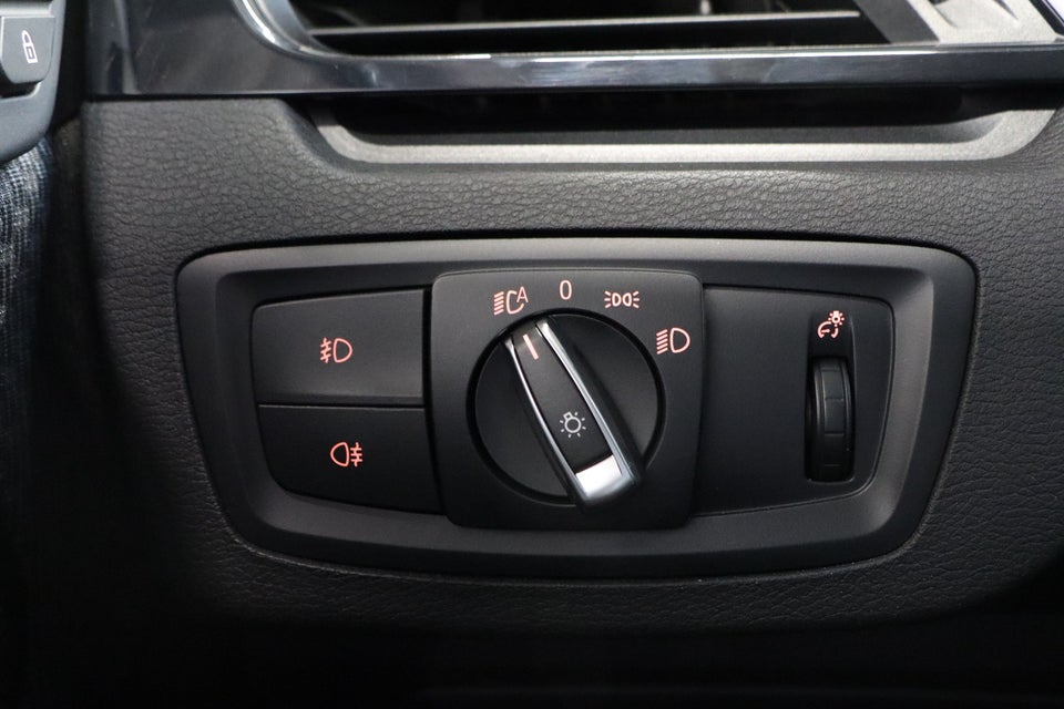 BMW X1 2,0 sDrive20d Advantage aut. 5d