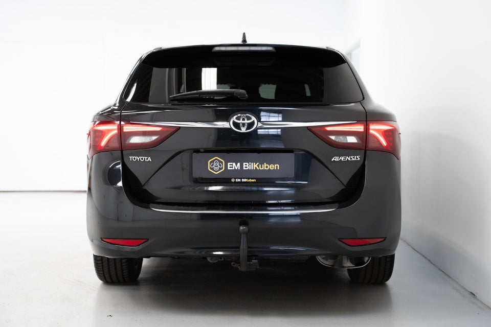 Toyota Avensis 1,8 VVT-i T2 Premium Touring Sports MDS 5d