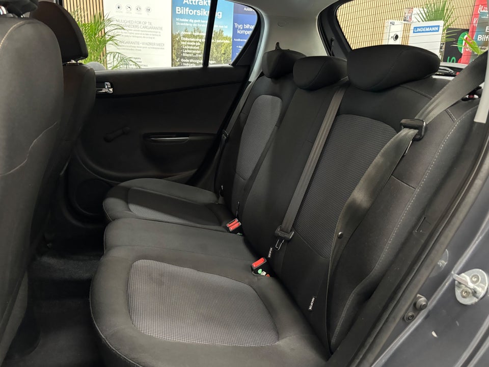 Hyundai i20 1,25 Classic XTR 5d