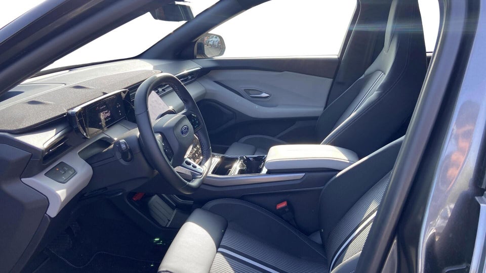 Ford Capri 82 Select Extended Range 5d