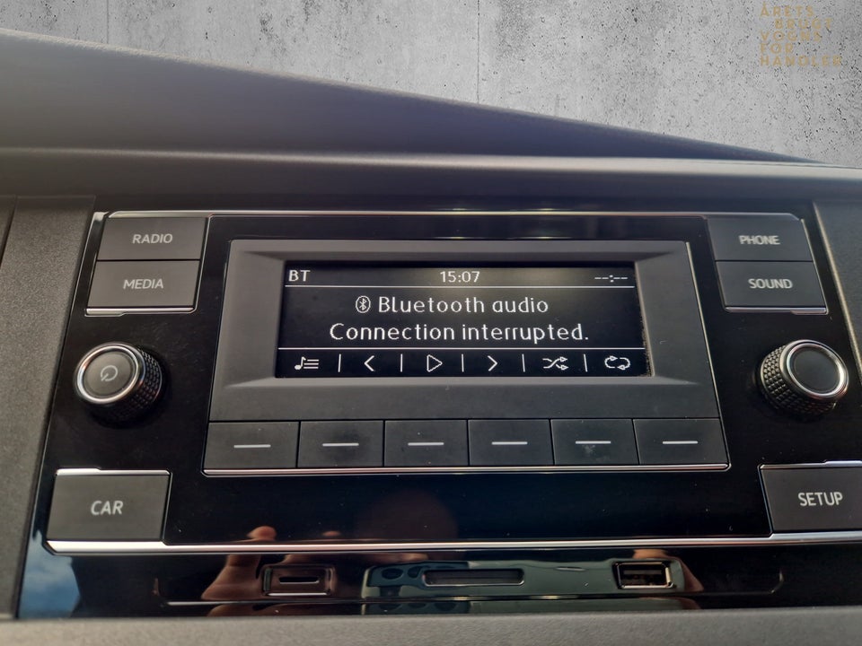 VW Transporter 2,0 TDi 110 Kassevogn lang