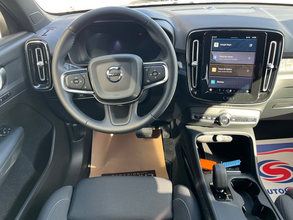 Volvo EX40 Twin Performance Plus 5d