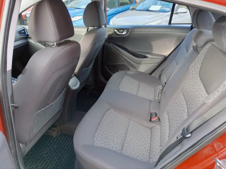 Hyundai Ioniq 1,6 PHEV Trend DCT 5d