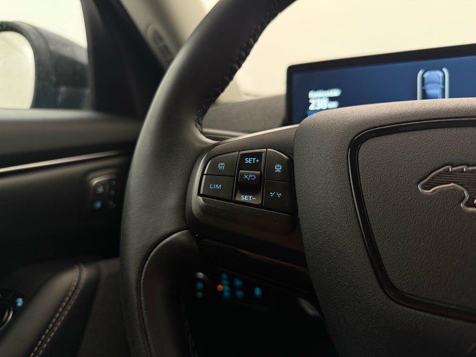 Ford Mustang Mach-E 75 Standard Range 5d