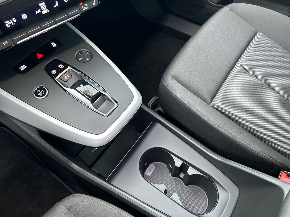 Audi Q4 e-tron 45 Attitude quattro 5d