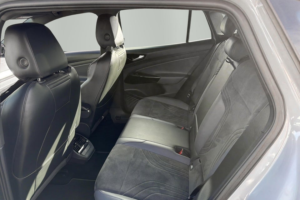 VW ID.4 77 Pro 5d
