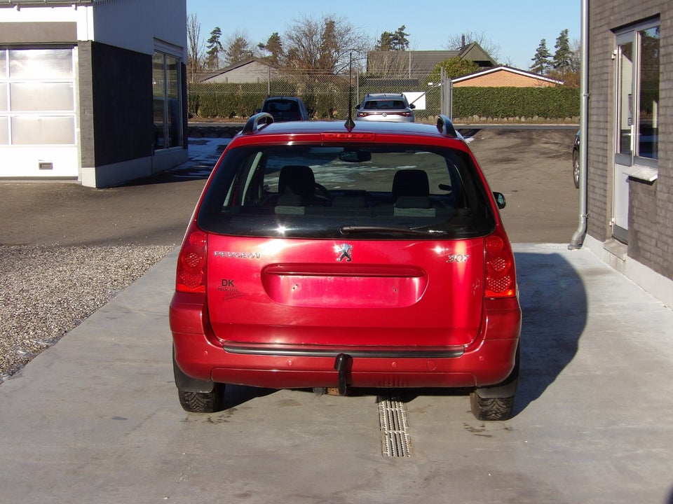 Peugeot 307 1,6 Edition stc. 5d