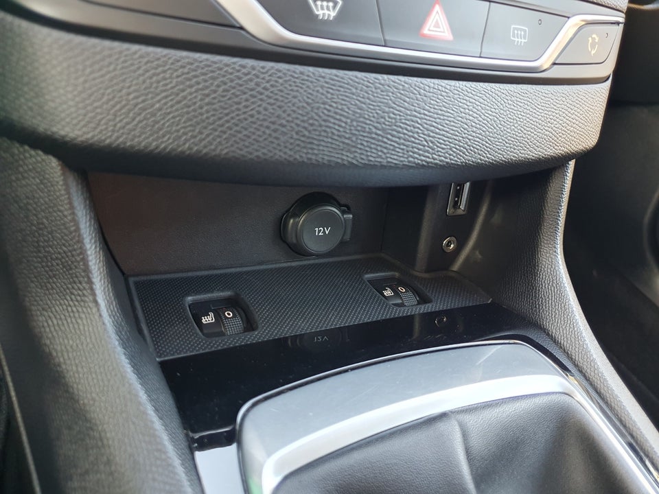 Peugeot 308 1,6 BlueHDi 120 Businessline SW 5d