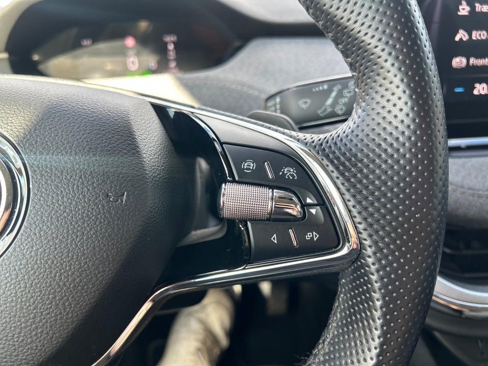 Skoda Enyaq 80 iV Loft 5d