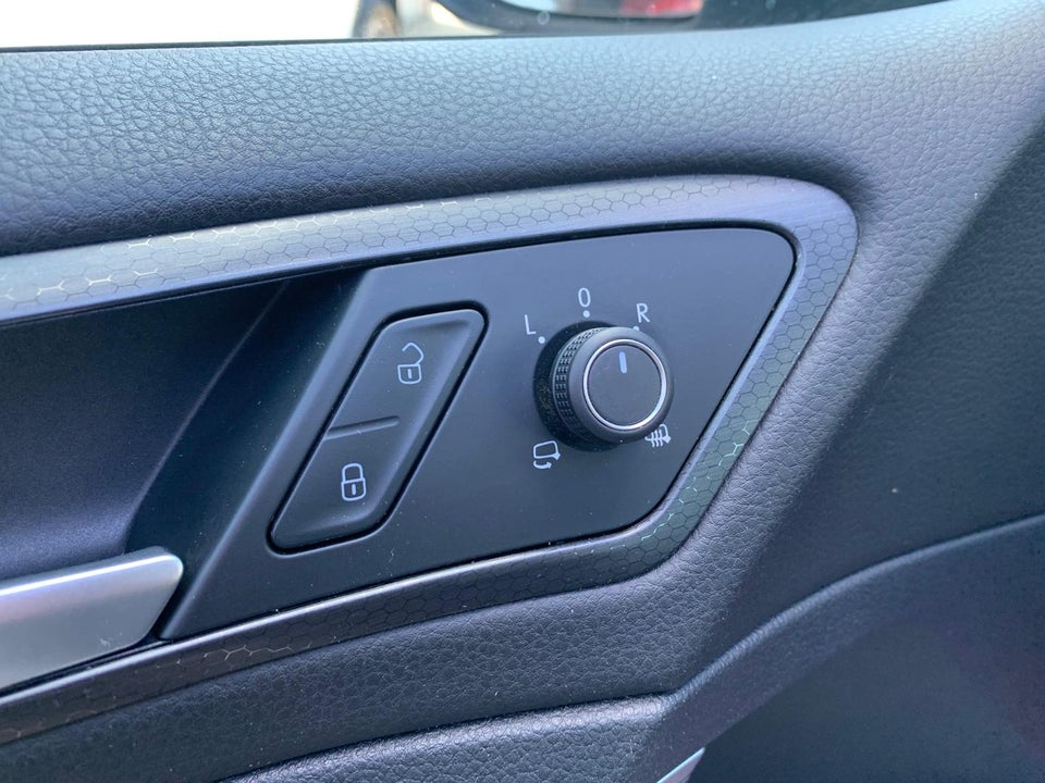 VW Golf VII 1,4 GTE DSG 5d