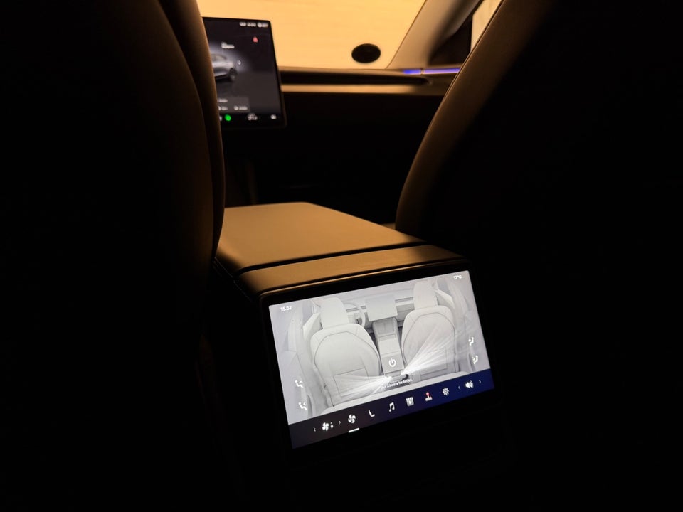 Tesla Model 3 RWD 4d