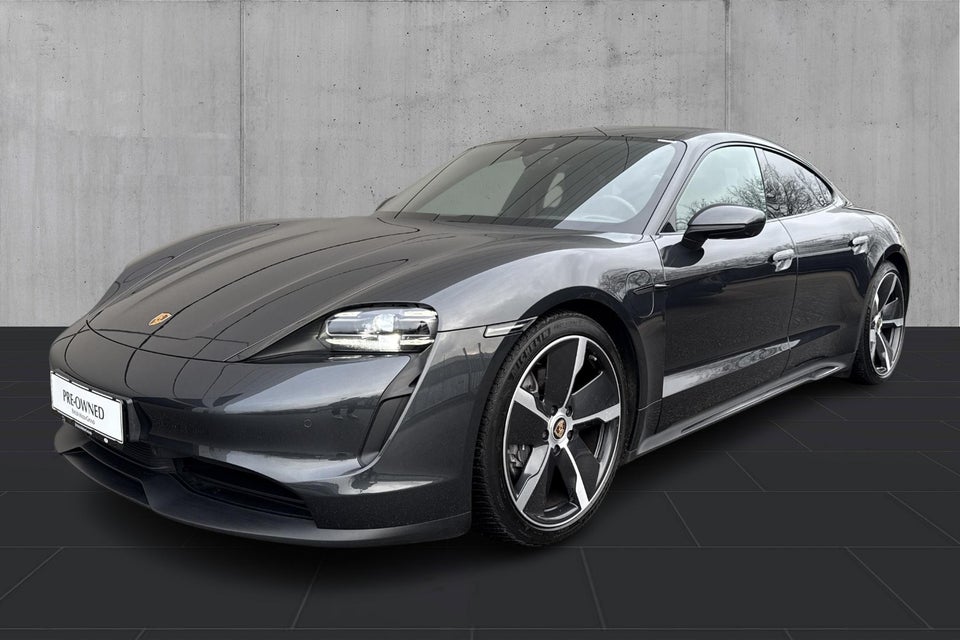 Porsche Taycan Performance+ 4d