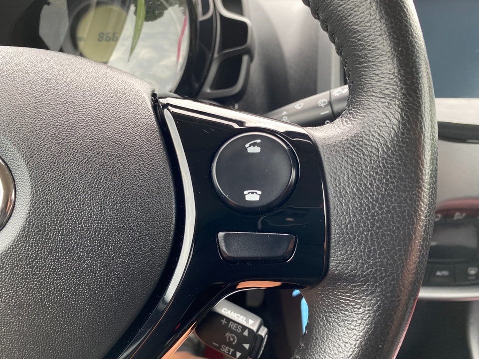 Toyota Aygo 1,0 VVT-i x-press 5d