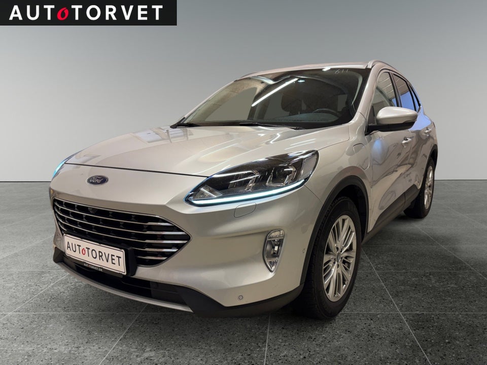 Ford Kuga 2,5 PHEV Titanium CVT 5d