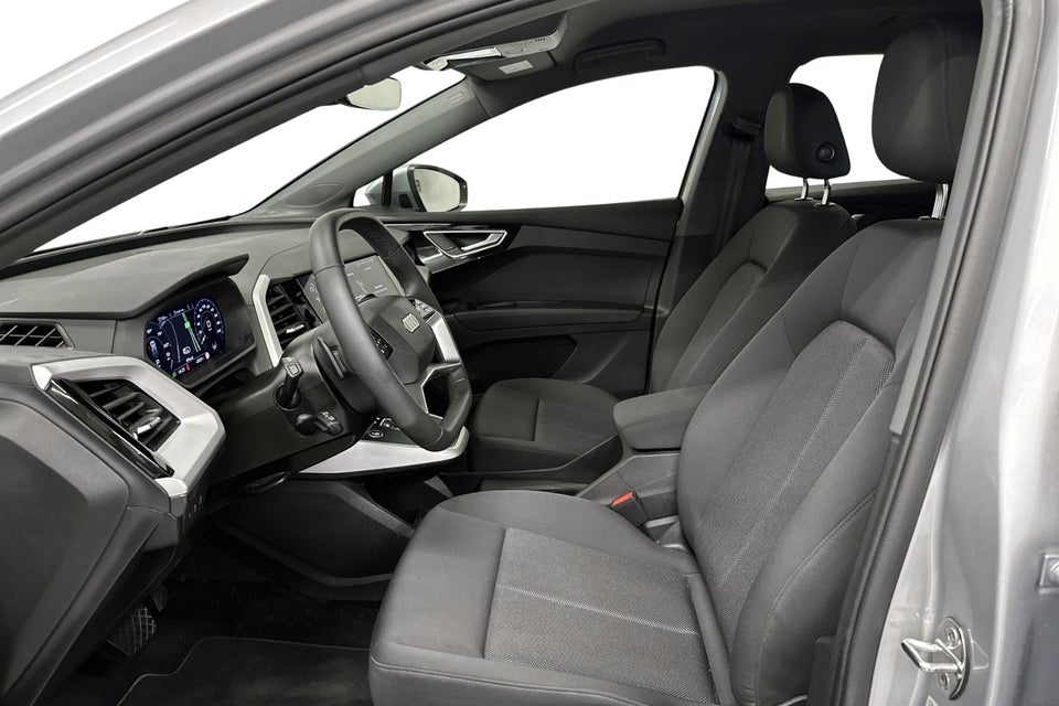 Audi Q4 e-tron 45 Progress 5d