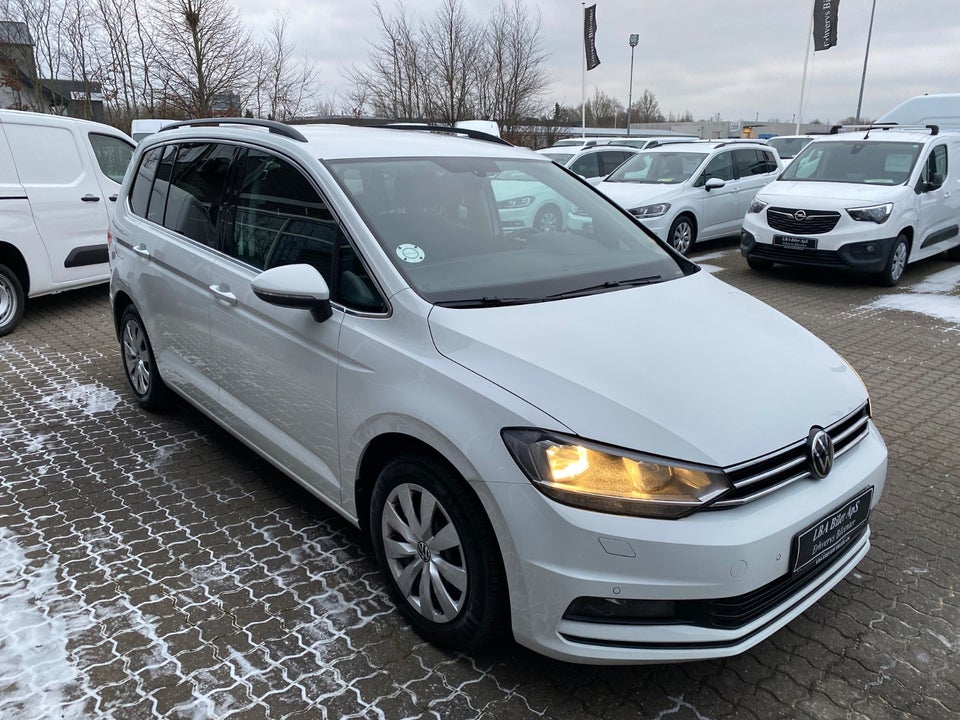 VW Touran 2,0 TDi 150 Comfortline DSG Van 5d
