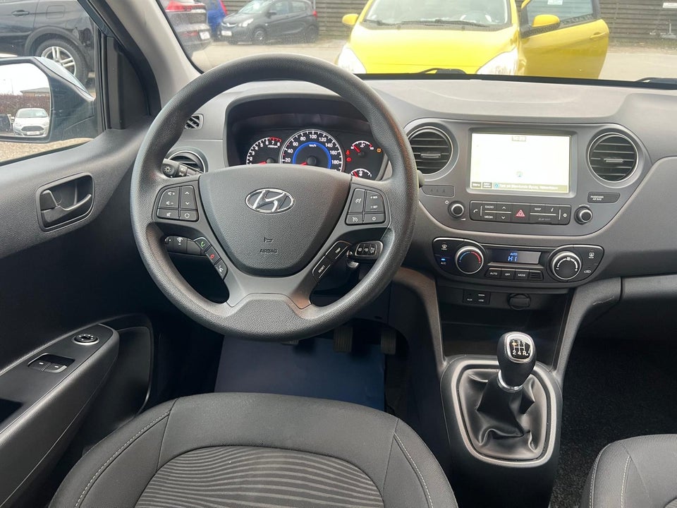 Hyundai i10 1,0 Touch 5d