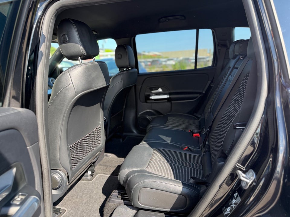 Mercedes EQB300 4Matic 5d