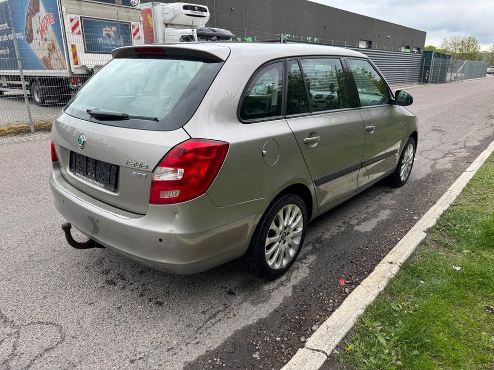 Skoda Fabia 1,2 TSi 86 Elegance Combi 5d